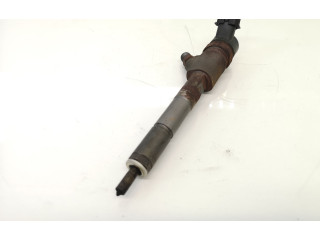 Vstřikovač 2367033040, 0445110227   Toyota Auris 150  pro naftový motor 1.4  