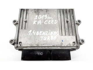 Řídící jednotka 3910303CD1   KIA Ceed 2018