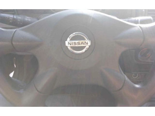 Форсунка     Nissan Almera N16   