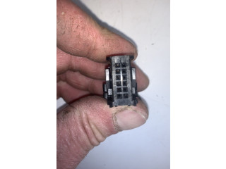 Zpětné zrcátko  BMW 5 E39 2000  51168266585  