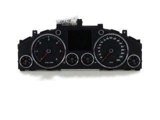 Панель приборов 7L6920881SV   Volkswagen Touareg I       