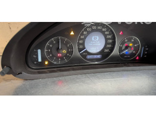 Přístrojová deska  Mercedes-Benz CLK A209 C209 2005 A2095407111, 110080282005  