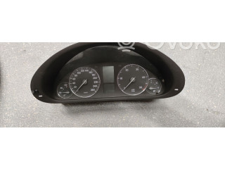 Přístrojová deska  Mercedes-Benz C W203 2003 2035404947  
