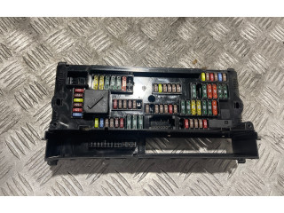 Блок предохранителей  925281501   BMW 5 F10 F11    
