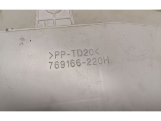 Přístrojová deska  Peugeot 4007 2008 8100A485, 769166220H  
