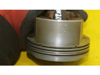 Píst 9481031102R   Porsche Cayenne (9PA)     