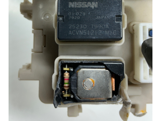Блок предохранителей 252307990A, ACVN51212   Nissan Murano Z52    
