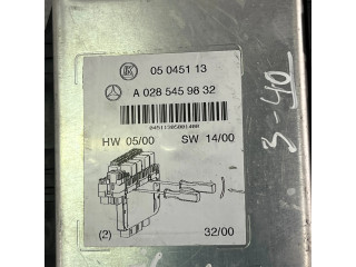   Pojistková skříňka A0285459832, 05045113   Mercede-Benz S W220 2001