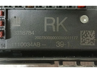 Pojistková skříňka Řídící jednotka BSM 13318784, 1110034ab   Opel Astra H 2011