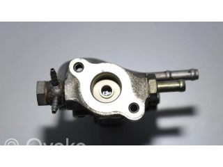 Vstřikovací lišta 2248322   BMW 7 E38  pro naftový motor 3.9 E38 740d M67 D39 (398D1) 3,9 L 1 