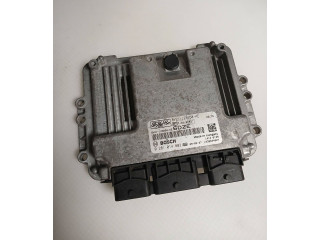 Píst 8V2112A650KE, 0281014803   Ford Fiesta     