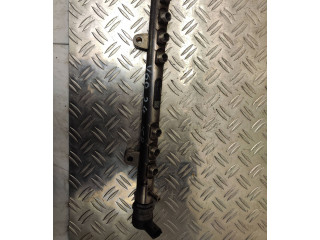 Vstřikovací lišta 30777759, 0445215025   Volvo V60    D5244t15 