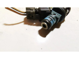 Vstřikovač 3531022010, 9250930006   Hyundai Accent  pro benzínový motor 1.3  