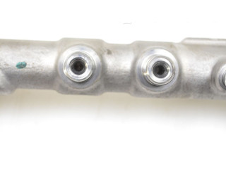Vstřikovací lišta 8511629   BMW 2 F45    B37 C15 A 