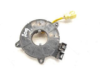 Подрулевой шлейф SRS Z101840155   Mazda 626