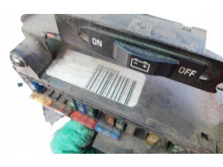   Pojistková skříňka 69005830   BMW 7 E65 E66 2002