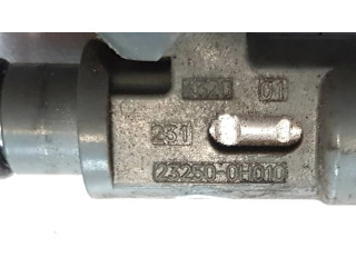 Vstřikovač 232500H010   Toyota Camry  pro benzínový motor 2.4  