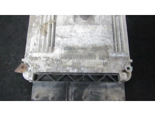 Блок управления двигателя 55558457, 0281012247   Opel Zafira B