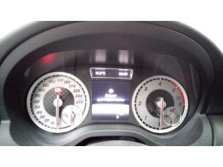 Přístrojová deska  Mercedes-Benz A W176 2014 A1769009002, 0263700194  