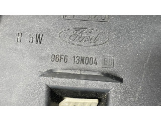 Задний фонарь  96FG13N004BB, PPT20    Ford Fiesta   1995-2000 года