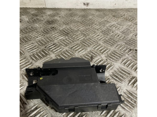 Замок багажника 7840617    BMW 3 E90 E91 2005-2012 года