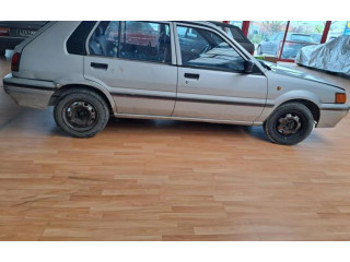 Zpětné zrcátko  Nissan Sunny 1990    