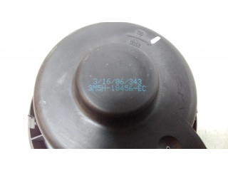 Вентилятор печки    3M5H18456EC   Ford Focus