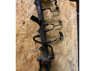 Vstřikovací lišta 3140027001, 05599892   Hyundai Tucson JM    D4EA 
