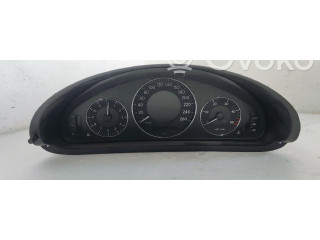 Přístrojová deska  Mercedes-Benz CLK A209 C209 2005 A2095407111  