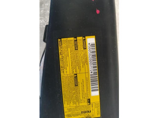 Подушка безопасности в сиденье 1KRFE   Toyota iQ