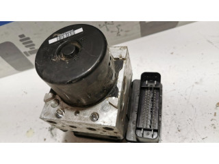 Jednotka ABS 31317450, 33140759   Volvo V60 2013