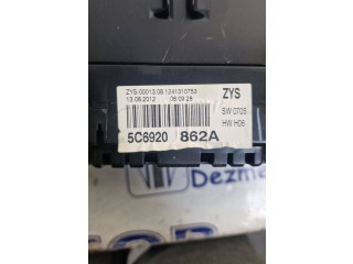 Přístrojová deska  Volkswagen Jetta VI 2013 5C6920862A, 5C6920862A  