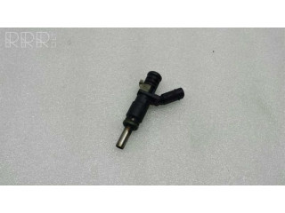 Vstřikovač A2720780249   Mercedes-Benz C W203  pro benzínový motor   