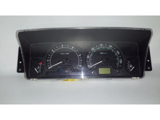 Přístrojová deska  Land Rover Discovery 2002 YAC001470, LR00170001  