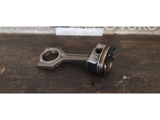 Píst    BMW 4 F32 F33    S55-B30A 
