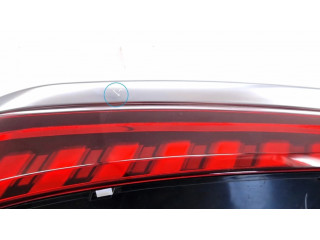 Задний фонарь  4M0945076    Audi Q7 4M   2015- года