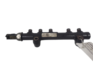 Vstřikovací lišta 968529758002, 130304157   Volvo V40    D4162T 