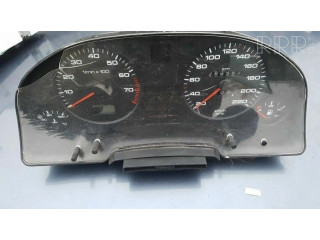 Панель приборов 893919067   Audi 80 90 S2 B4       