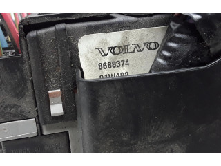   Pojistková skříňka 8688374, 8645716   Volvo XC70 2002
