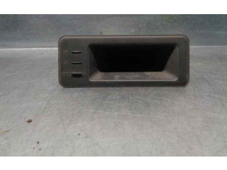 Экран дисплея вверх MB652360   Mitsubishi Space Wagon      
