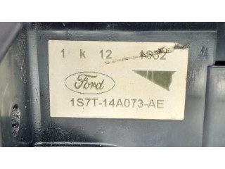 Блок предохранителей 1S7T14A073AE   Ford Mondeo Mk III    