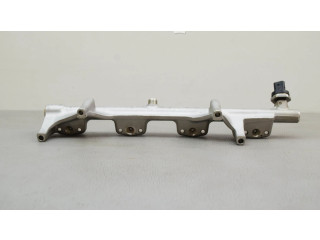 Vstřikovací lišta 7639979   BMW X1 F48 F49  pro benzínový motor 2.0  