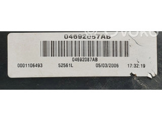 Блок предохранителей  04692087AB   Jeep Cherokee    