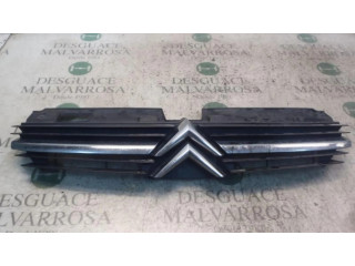 Передняя решётка Citroen C5 2001-2004 года       