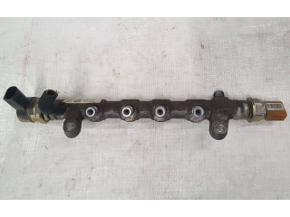 Топливная рампа 03L130089P, 4W0000103   Volkswagen Caddy   для двигателя CFHC