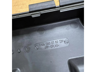   Pojistková skříňka A1645400782, F1880   Mercedes-Benz ML W164 2007