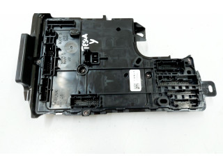 Блок комфорта 1657650-00-C   Tesla Model Y   