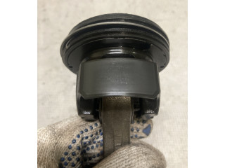 Píst    Nissan Navara D23    YS23E280 