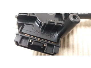   Pojistková skříňka 173647, 173647   Toyota Yaris 2003