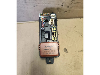 Блок предохранителей 1J230221, MB953355   Mitsubishi Space Star    